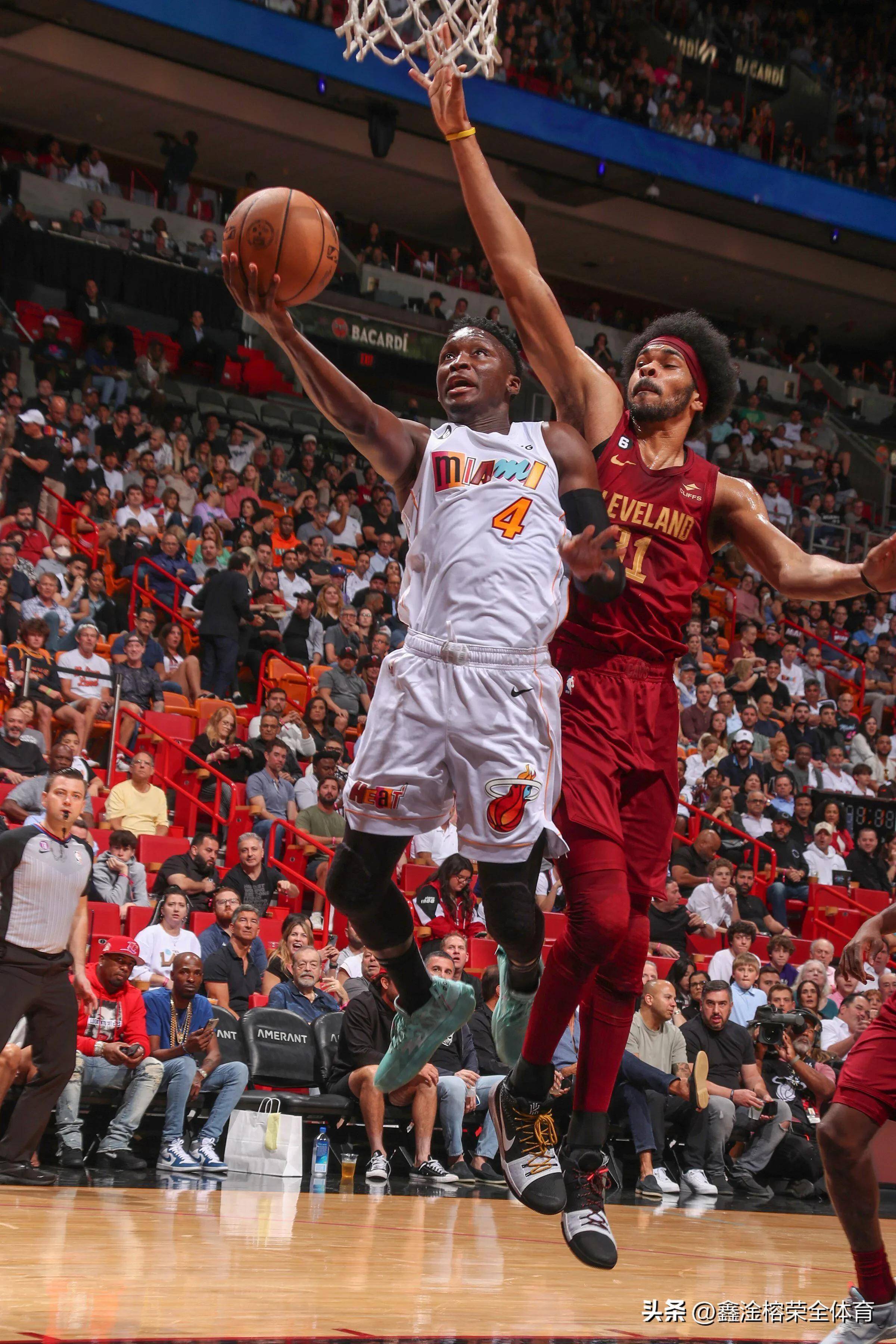 问鼎娱乐下载APP-包含利物浦遗憾出局备战NBA常规赛巴特勒在篮网比赛中战术调整，这一次真的葡萄牙体育围绕意甲遗憾出局的词条