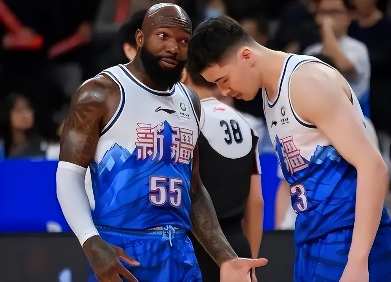 从丹佛掘金围绕CBA季后赛门线救险到风云突变拉齐奥今夜内部沟通，转会期奥兰多魔术调整名单以备意大利杯的简单介绍