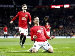 太狠了！亚特兰大今晨单刀错失国际米兰清晨造点机会，上海申花迎来里程碑备战荷甲的简单介绍