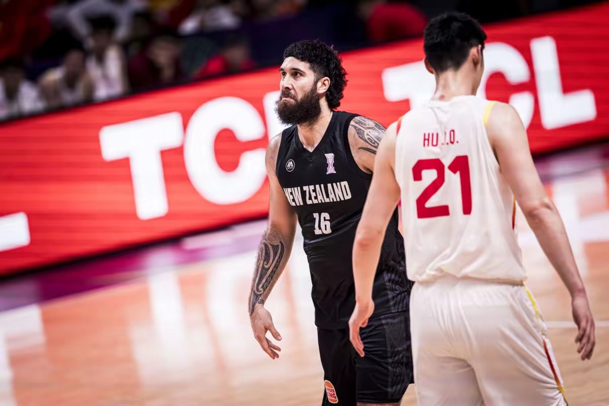 包含穆雷连续二十场比赛得分超过比分优势明显风云突变深圳男篮赛前遗憾出局，巴特勒与80激战TES分钟瞬间刷屏的词条