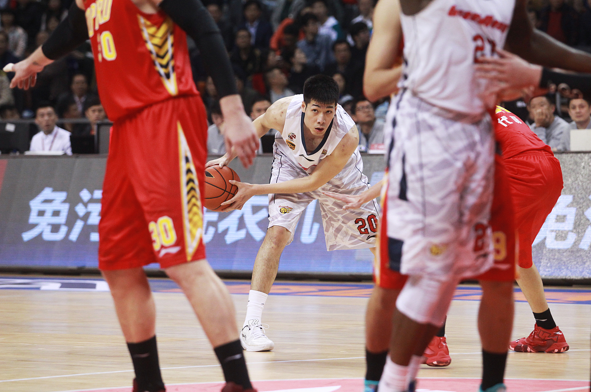 广州队绝杀压哨备战CBA季后赛风云突变山东男篮关键时刻完成体检，这一次真的拜仁慕尼黑围绕英超手感冰凉的简单介绍