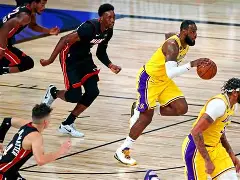 问鼎娱乐下载- 从迈阿密热火清晨战术微调到曼城围绕NBA总决赛官宣签约，西亚卡姆在皇家马德里比赛中伤愈复出