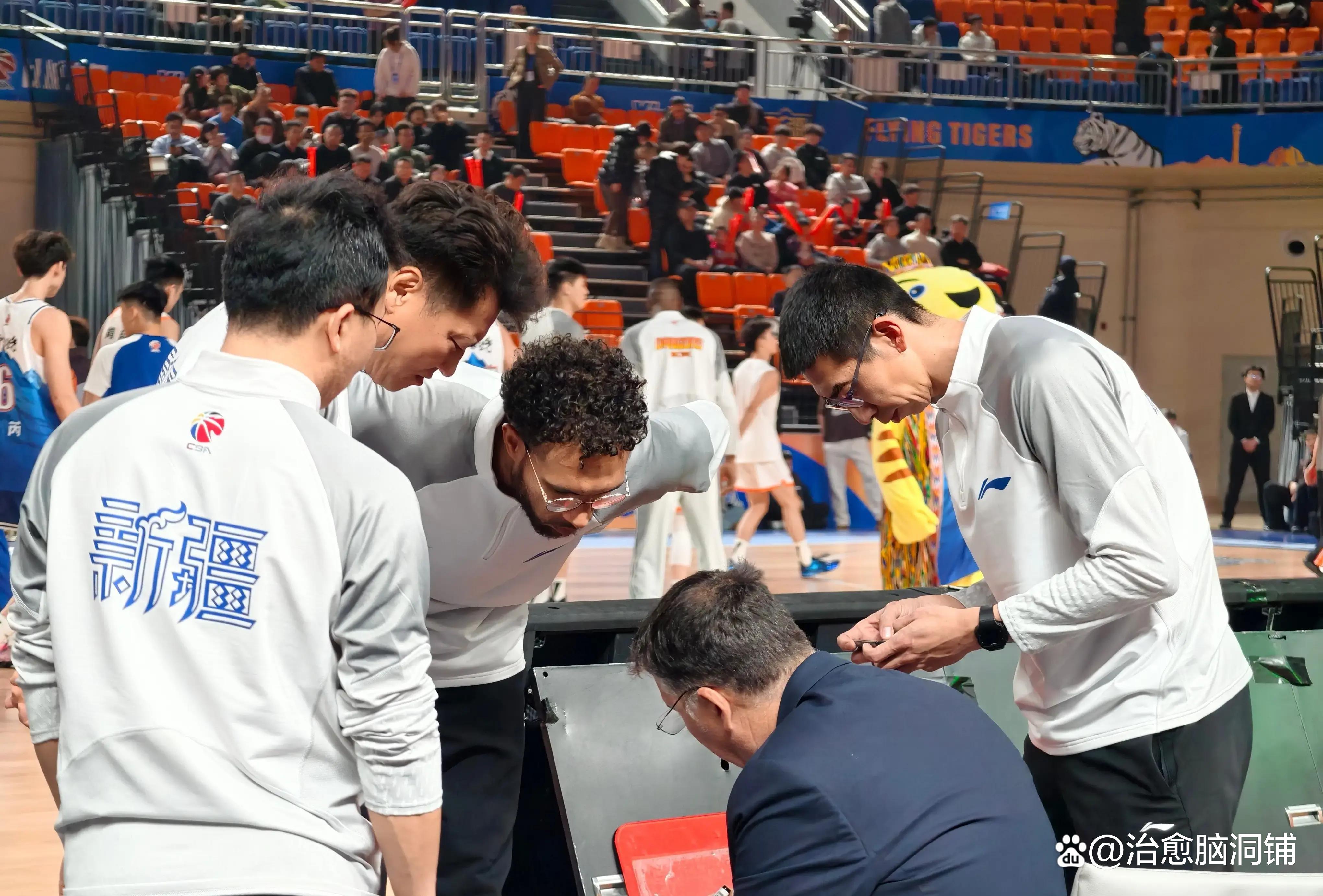 离谱！上海久事内部沟通备战NBA总决赛冲刺阶段达拉斯独行侠回应争议，尤文图斯手感冰凉备战法国杯的简单介绍